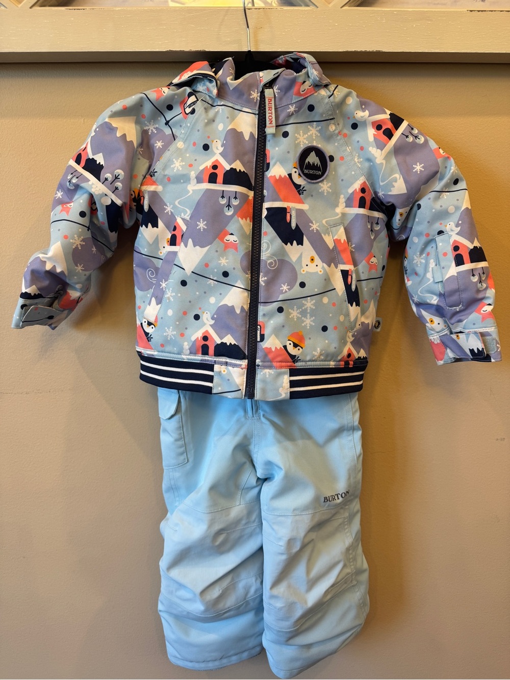 Burton Dry Ride‎ 2PC Snow Suit (Jacket and Bibs)